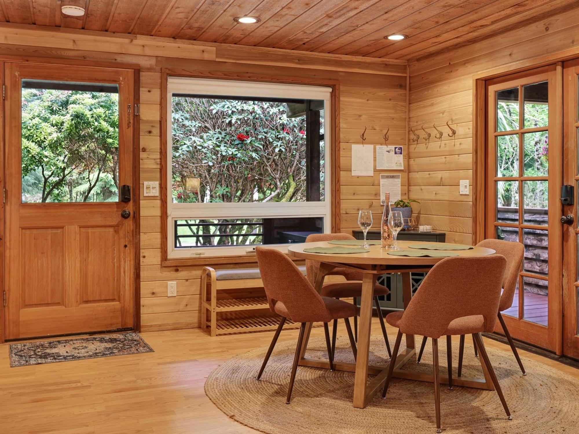 Woods Waves: Luxury Coast Cabin King Beds Pets Tillamook Dış mekan fotoğraf